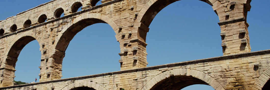 ローマの水道橋ポン・デュ・ガール