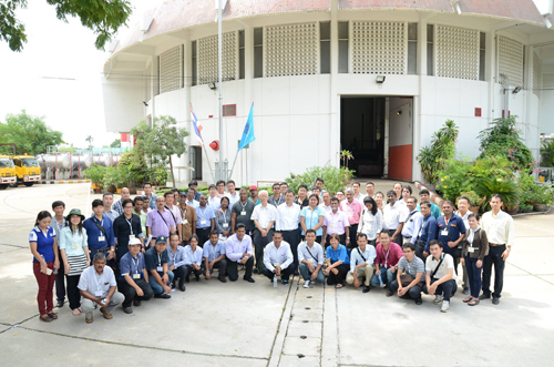 kaste støv i øjnene facet Pigment EBARA Holds Seminars for Flood Control Pumps in Thailand | EBARA CORPORATION